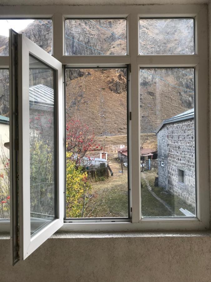 Waterfall Kazbegi Kültér fotó